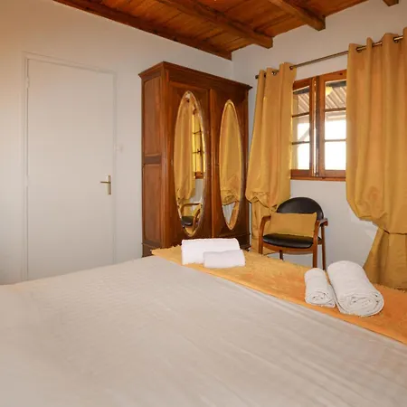 2 Bedroom Stunning In 度假居 Popolasca