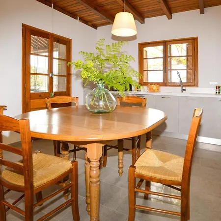 2 Bedroom Stunning In Popolasca