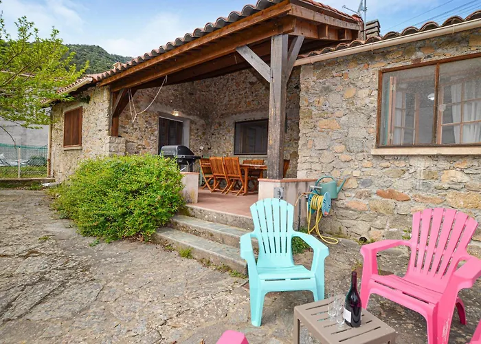 2 Bedroom Stunning In Casa de Férias *